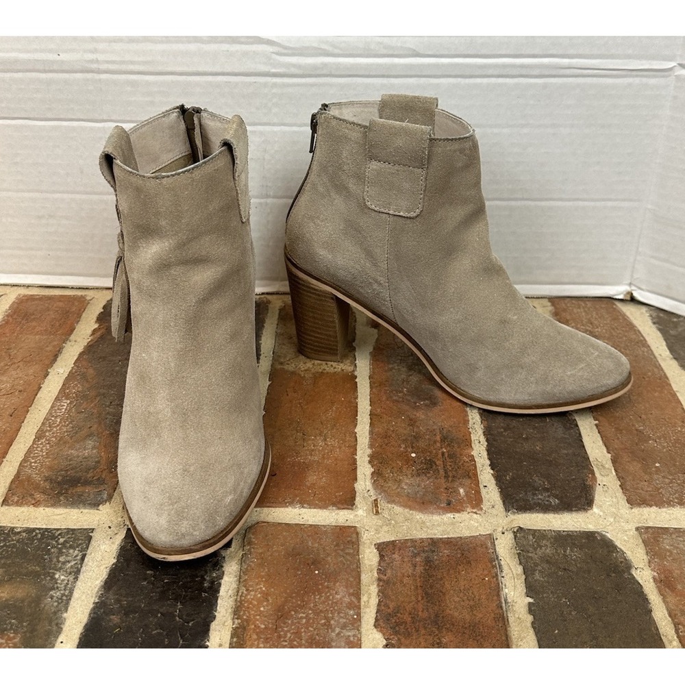 Seychelles Taupe Suede Ankle Booties Chunky High Heel Tassel Fringe Women's 9.5 - Picture 6 of 6